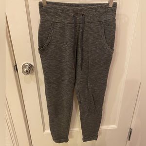 Athleta grey marled sweatpants with cuff